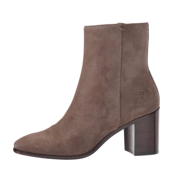 Frye Julia Taupe/Beige Genuine Suede Leather Block Chunky Heel